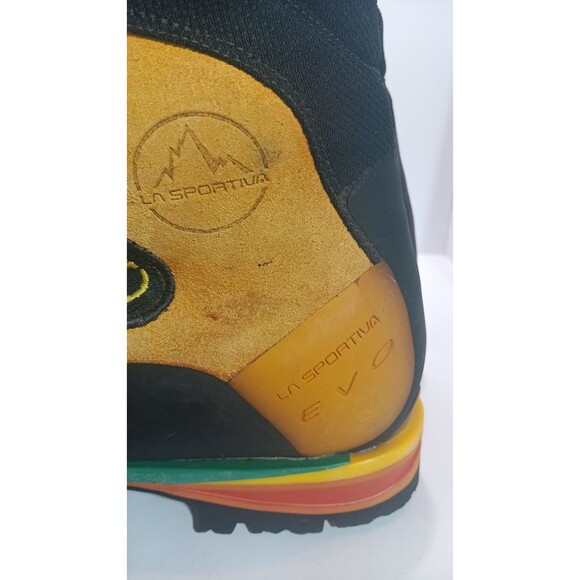 La Sportiva Nepal EVO Mountaineering Boot- 42.5 U.S Men 9.5 Women 10.5 - Picture 6 of 16